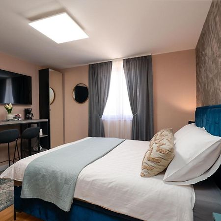 Sapphire Studio Apartment With Free Private Parking Dubrovnik Exterior photo
