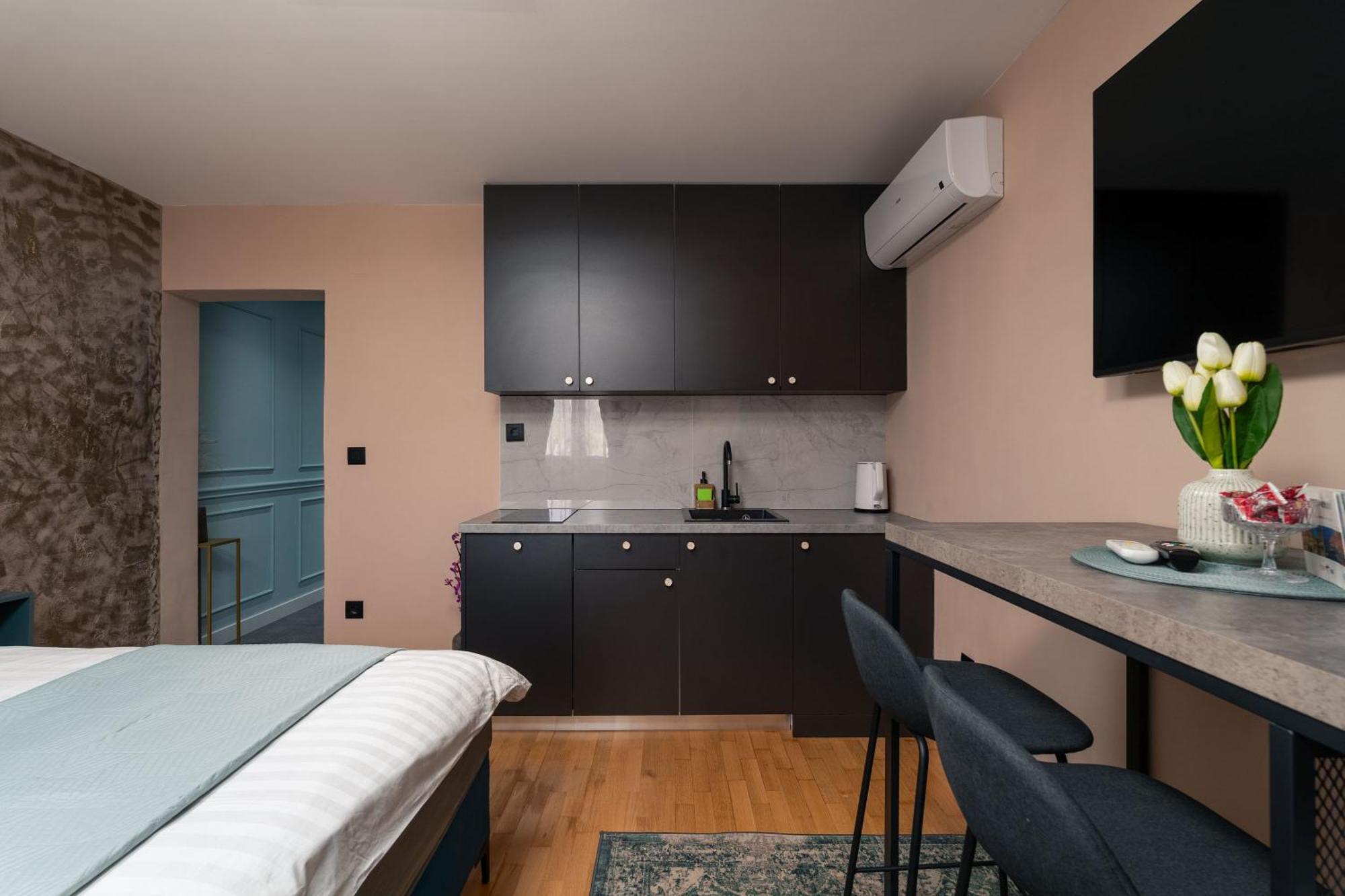 Sapphire Studio Apartment With Free Private Parking Dubrovnik Exterior photo