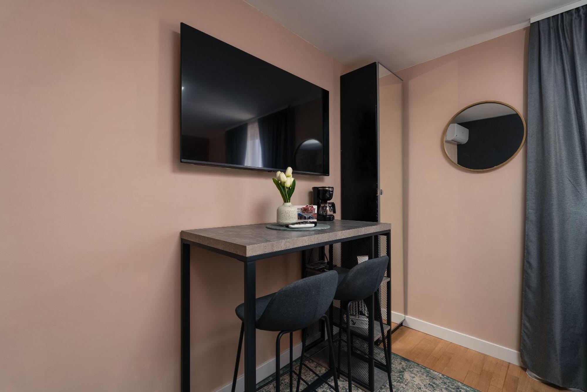 Sapphire Studio Apartment With Free Private Parking Dubrovnik Exterior photo