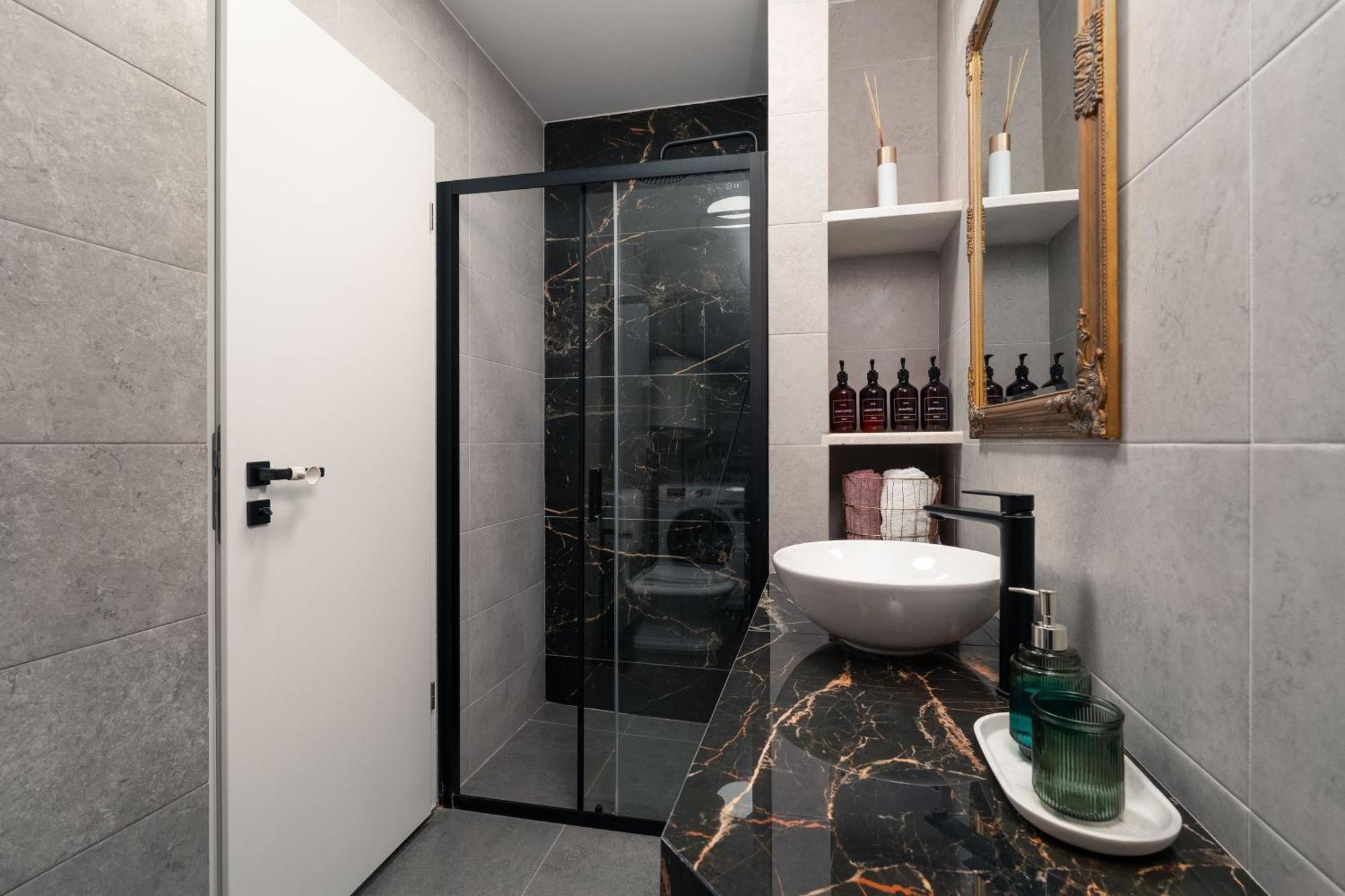 Sapphire Studio Apartment With Free Private Parking Dubrovnik Exterior photo