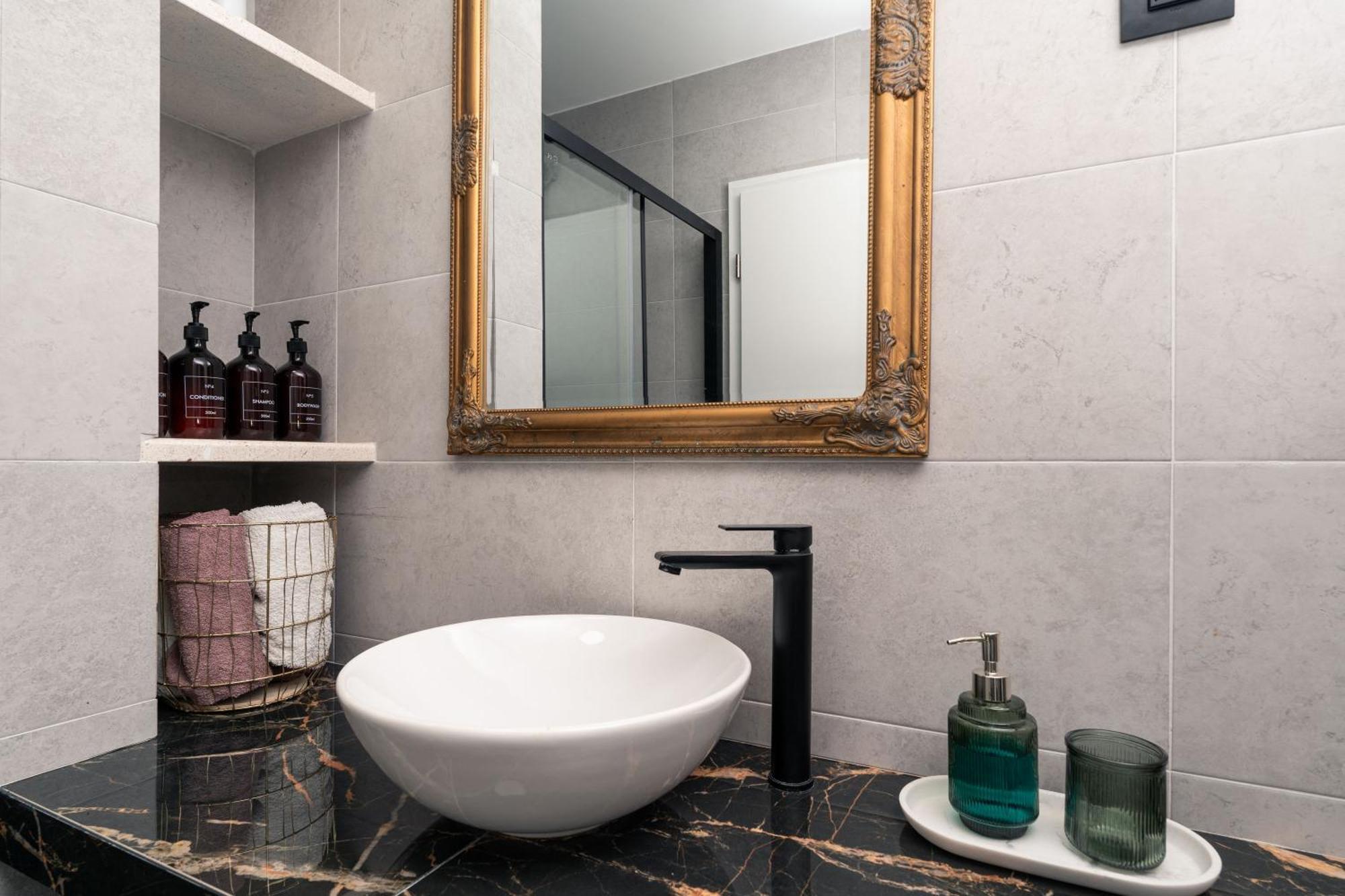 Sapphire Studio Apartment With Free Private Parking Dubrovnik Exterior photo