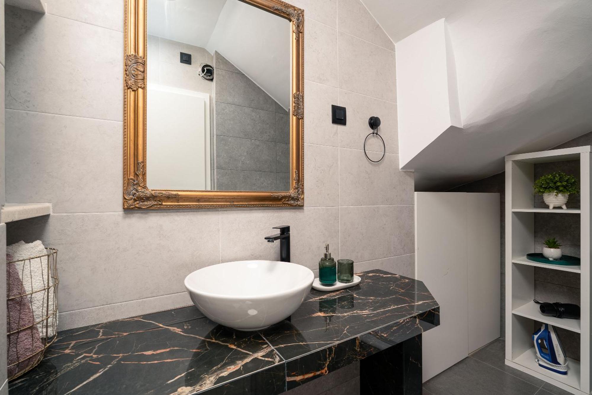 Sapphire Studio Apartment With Free Private Parking Dubrovnik Exterior photo